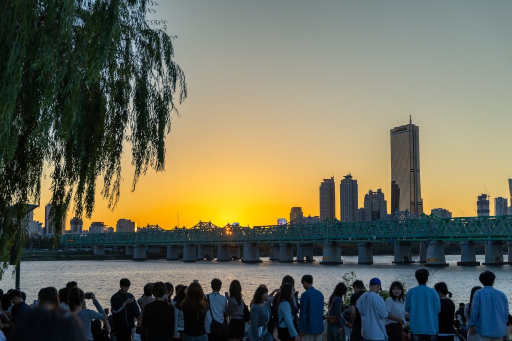 노들섬 노을 명소 일몰 풍경과 여의도 빌딩