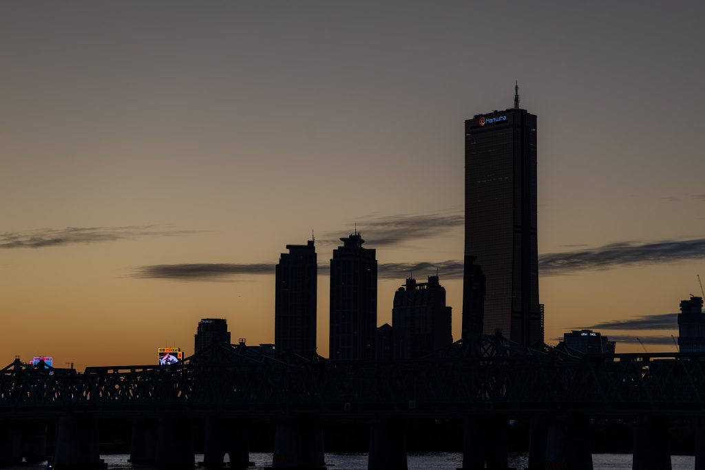 노들섬에서 바라본 여의도 스카이라인 야경